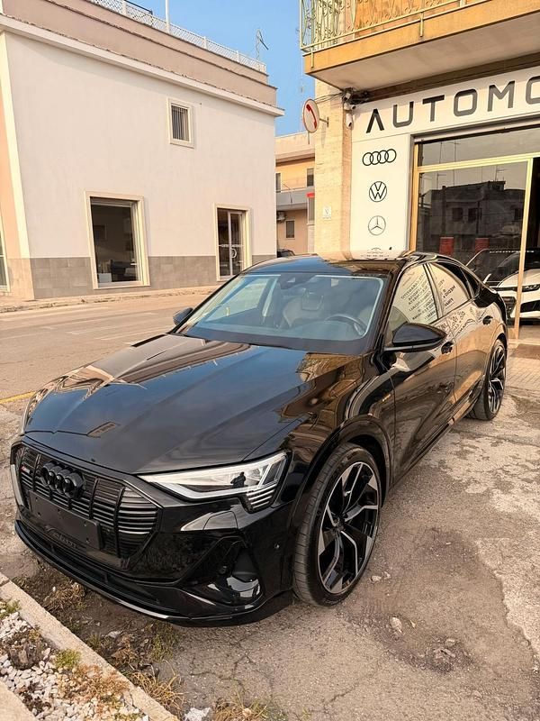 Usata Audi e-tron S-Line 300 kW (408 CV) 2020 Nero SUV