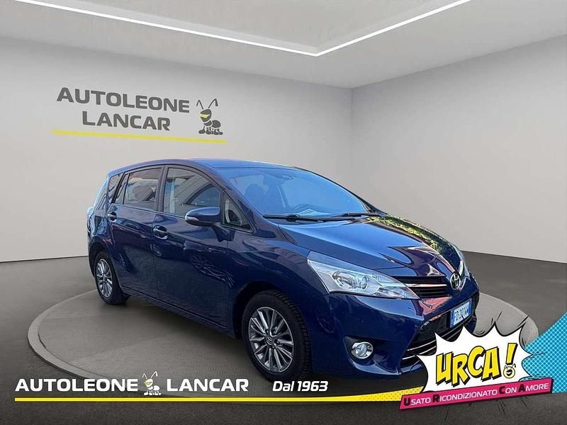 Blu Usata 2016 Toyota Verso Active Monovolume | 9480 € (Buon prezzo) - Immagine 1/4