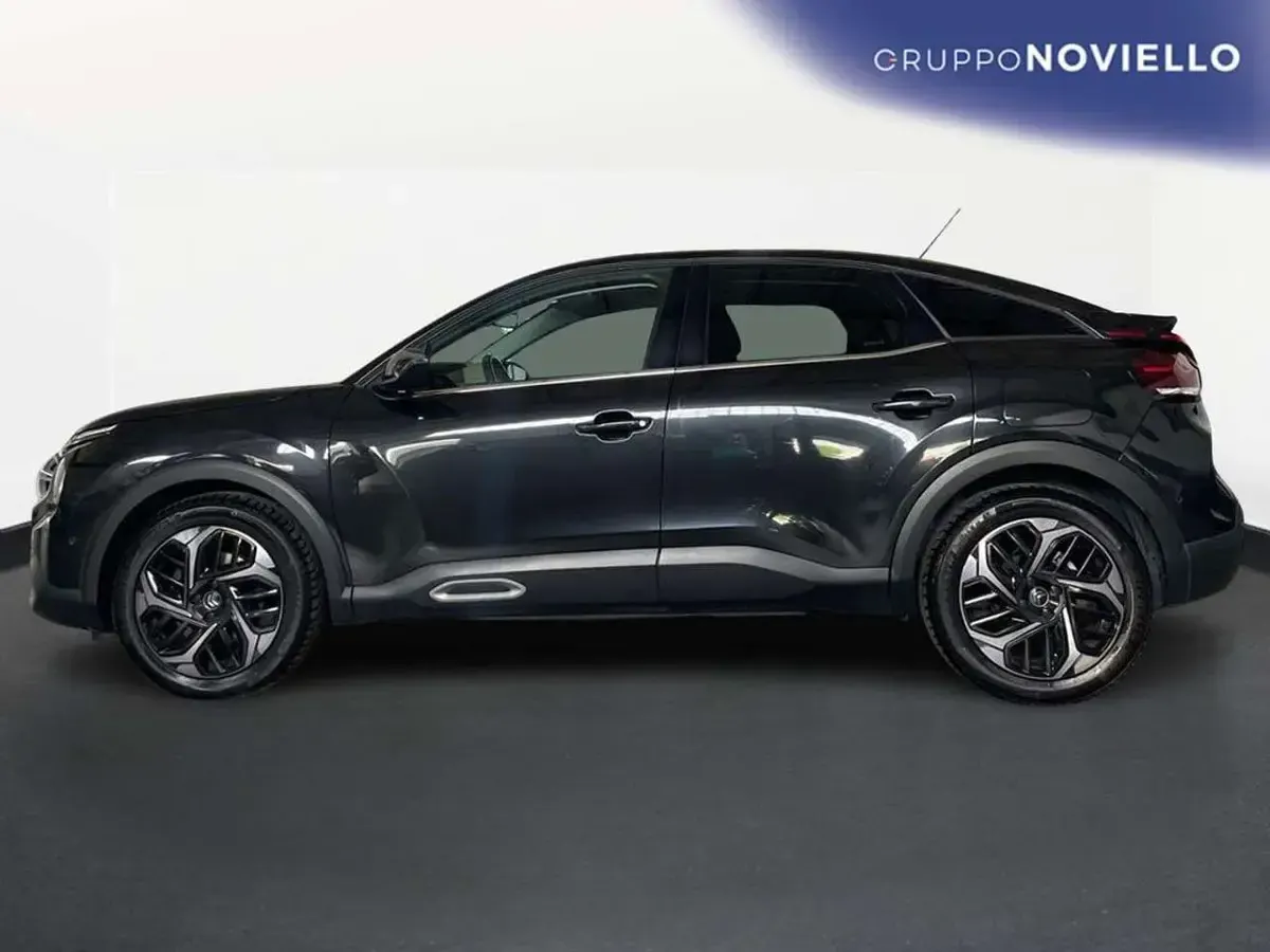 Usata Citroën C4 Shine 131 CV (96 kW) 2021 Nero Berlina
