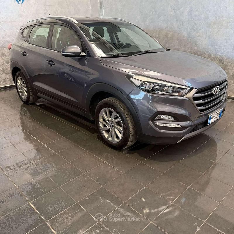 Usata Hyundai Tucson Comfort 132 CV (97 kW) 2015 Grigio SUV