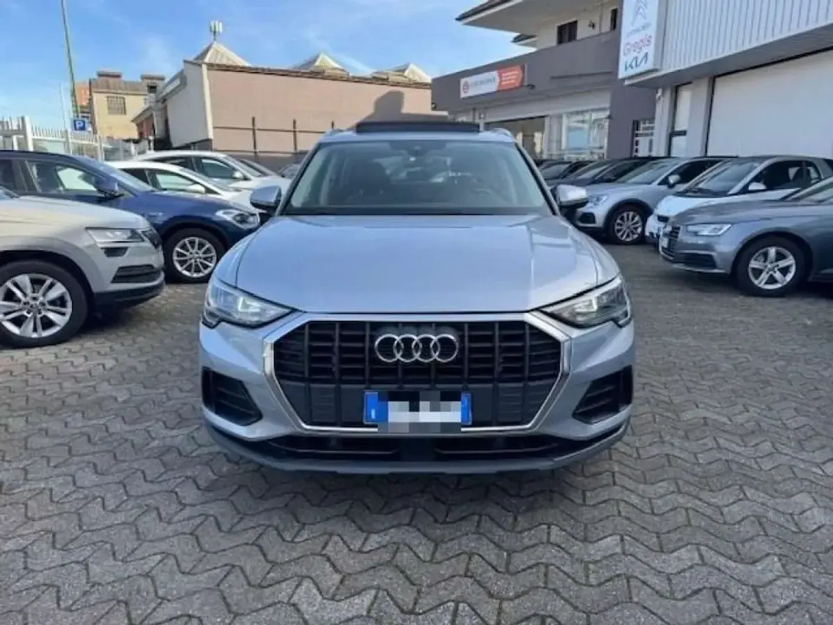 Usata Audi Q3 Business 150 CV (110 kW) 2019 Argento SUV