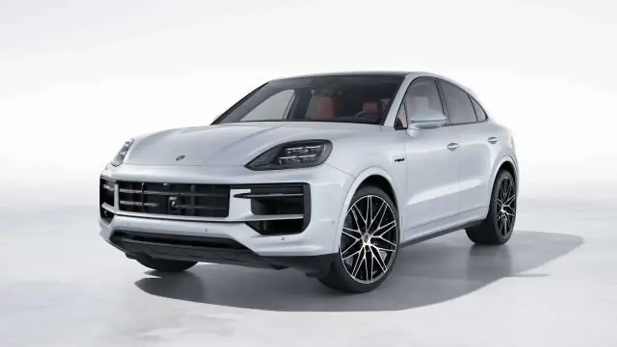 Nuova Porsche Cayenne Black Edition 470 CV (345 kW) 2026 Argento dolomite SUV