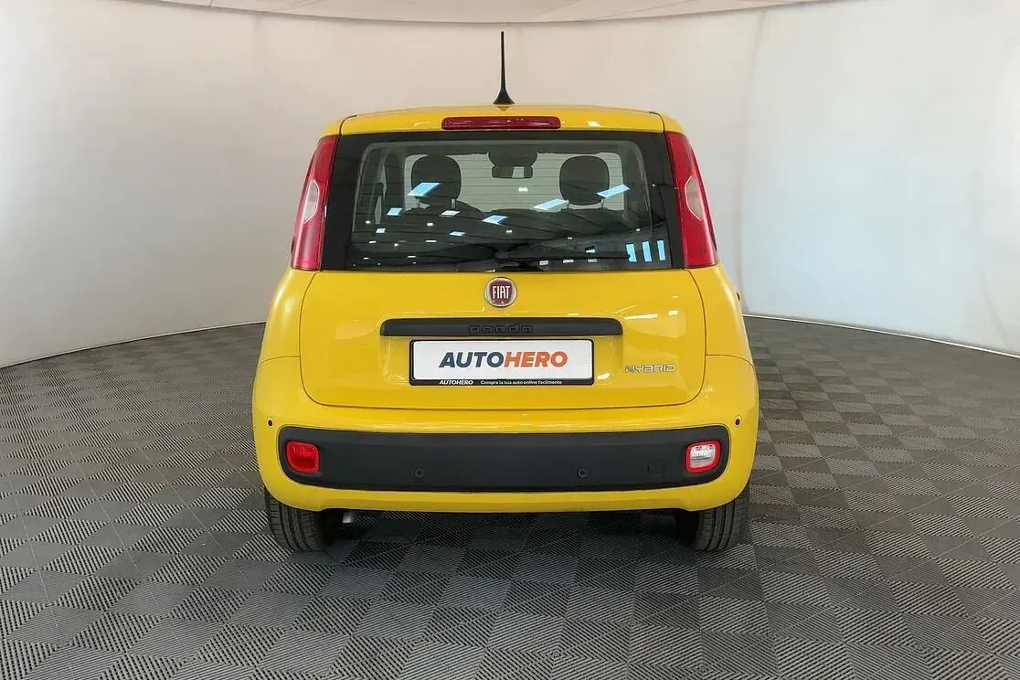 Usata Fiat Panda 69 CV (50 kW) 2025 Giallo Utilitaria