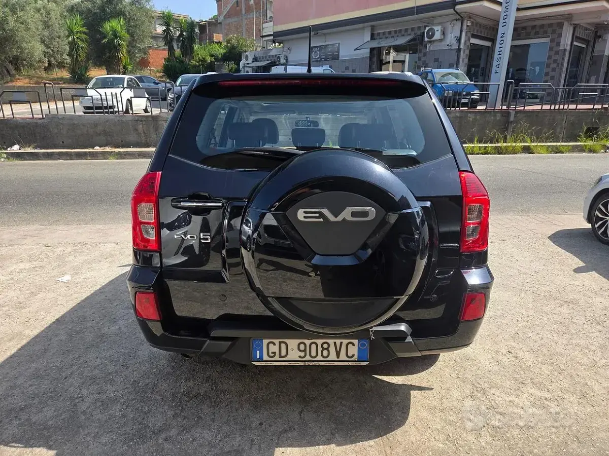 Usata EVO Evo 5 126 CV (92 kW) 2021 Nero SUV
