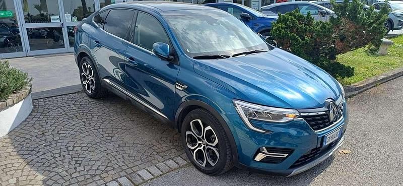 Usata Renault Arkana Techno 94 CV (69 kW) 2023 Blu zanzibar SUV