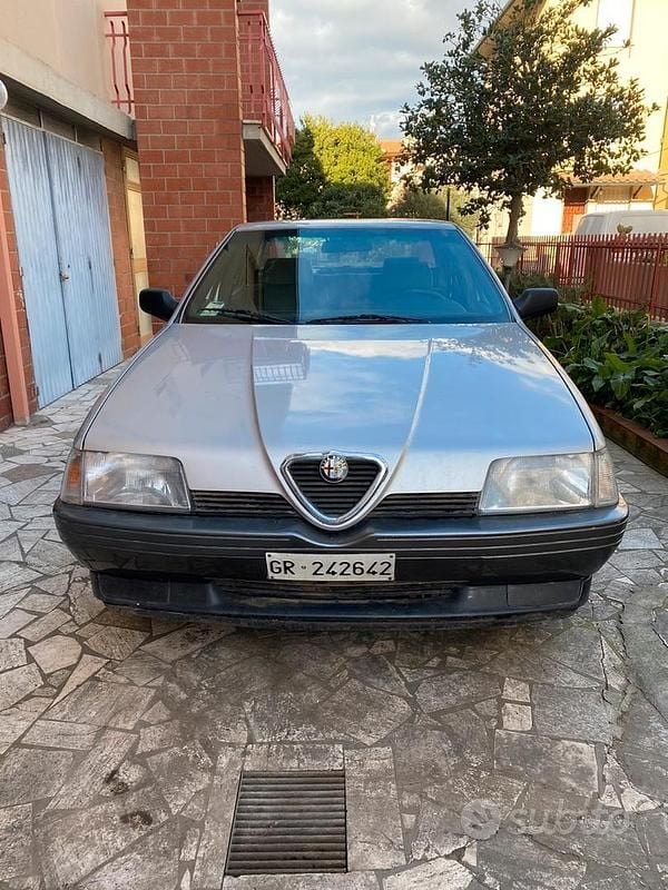 Usata Alfa Romeo 164 1988 Grigio Berlina