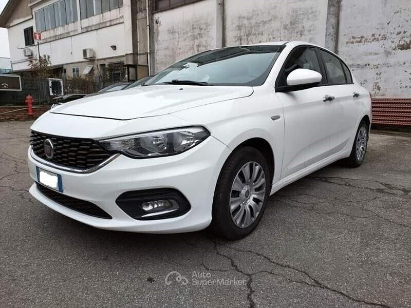 Bianco Usata 2016 Fiat Tipo Lounge Tre volumi | 5499 € (Super prezzo) - Immagine 1/4