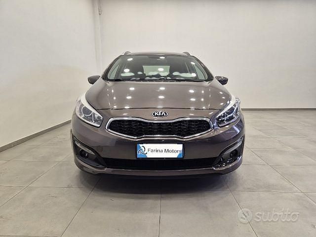 Usata Kia Ceed Sportswagon 135 CV (99 kW) 2016 Bronzo Station wagon