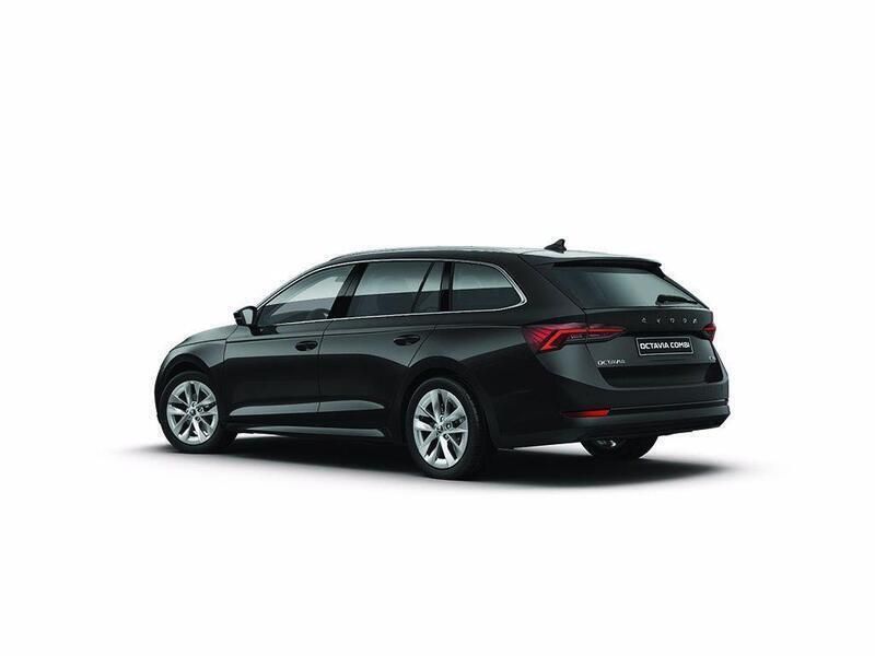 Usata Skoda Octavia Style 150 CV (110 kW) 2023 Nero Station wagon