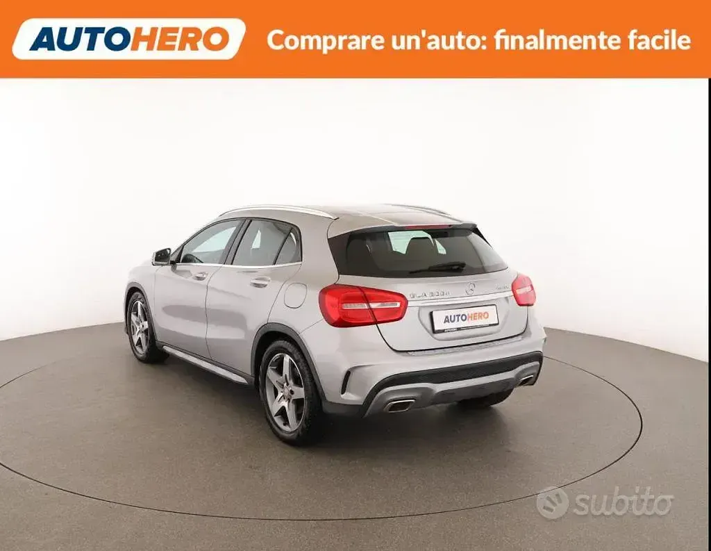 Usata Mercedes GLA200 136 CV (100 kW) 2016 Grigio SUV