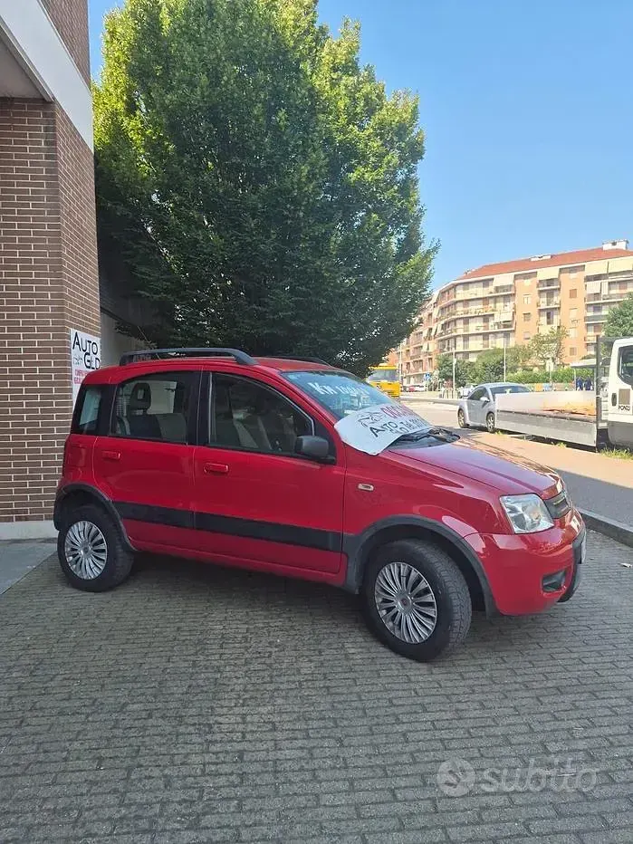 Usata Fiat Panda 4x4 60 CV (44 kW) 2009 Rosso Utilitaria
