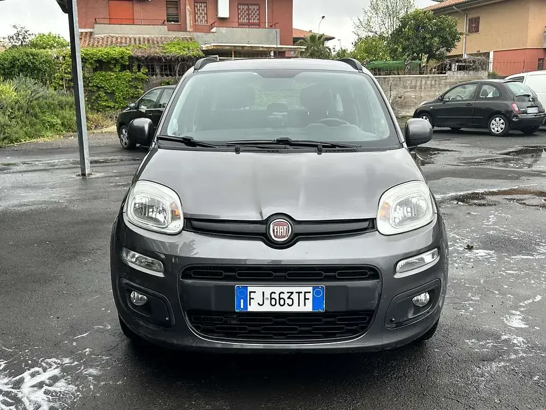 Usata Fiat Panda Lounge 95 CV (69 kW) 2017 Grigio Utilitaria