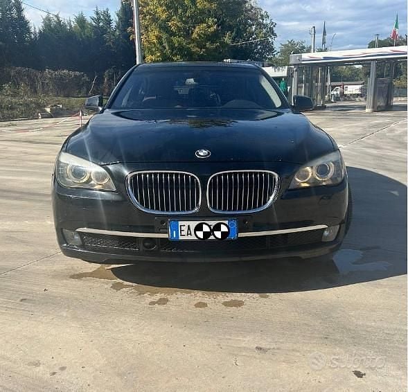 Nero Usata 2010 BMW 730 Tre volumi | 7500 € (Super prezzo) - Immagine 1/4