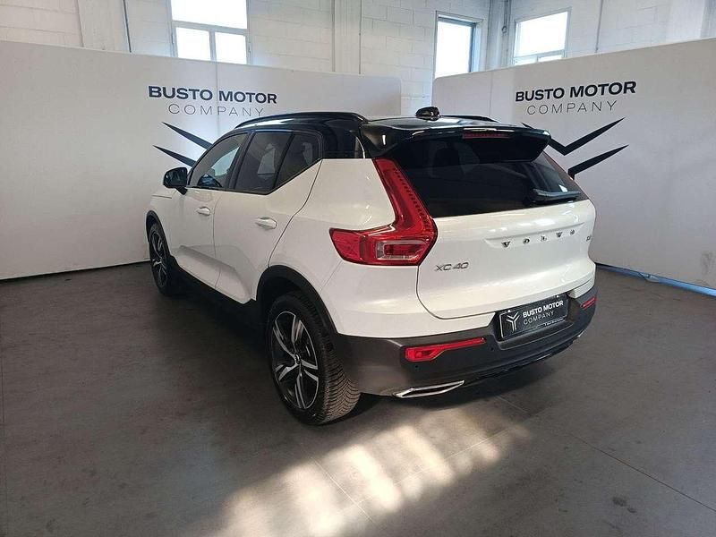 Usata Volvo XC40 R-Design 156 CV (114 kW) 2018 Bianco SUV