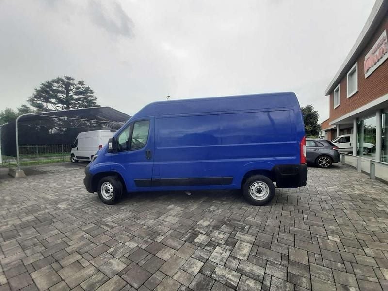Usata Fiat Ducato 33 120 CV (88 kW) 2021 Blu/azzurro Furgone