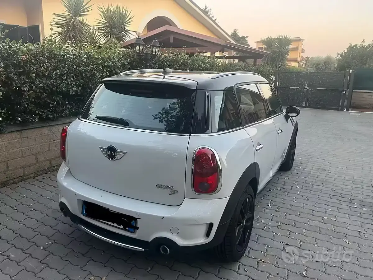Usata Mini Countryman 143 CV (105 kW) 2011 Bianco SUV