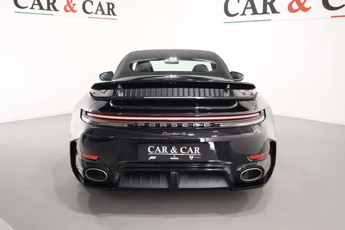 Usata Porsche 992 711 CV (522 kW) 2026 Nero Cabrio