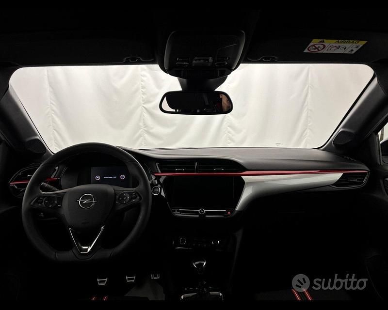 Usata Opel Corsa GS Line 101 CV (74 kW) 2023 Bianco pastello Berlina