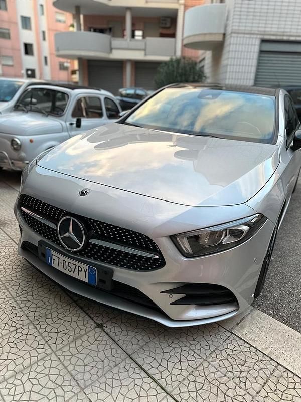 Usata Mercedes A180 2019 Grigio Utilitaria