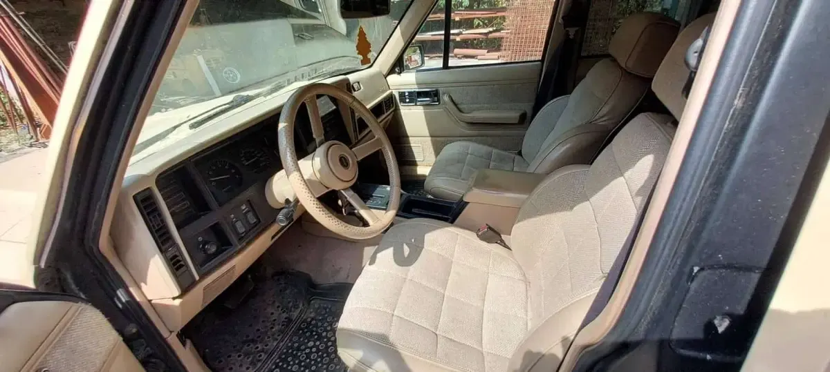 Usata Jeep Cherokee Limited 184 CV (135 kW) 1991 Beige SUV