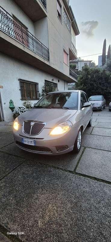 Usata Lancia Ypsilon 60 CV (44 kW) 2007 Utilitaria