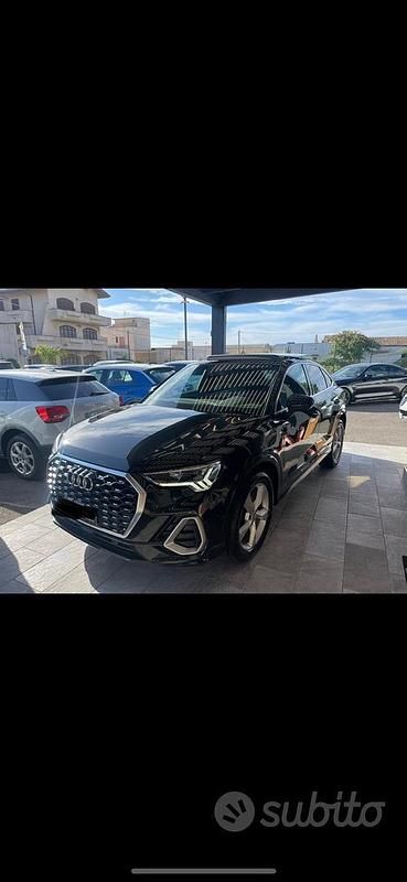 Nero Usata 2019 Audi Q3 Sportback S-Line SUV | 35.990 € (Molto cara) - Immagine 1/4