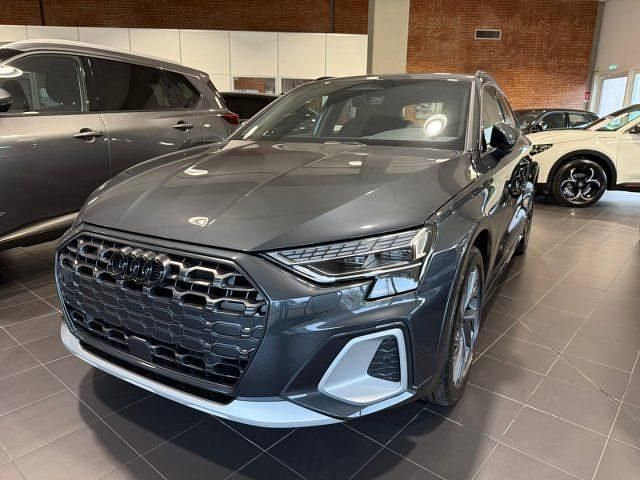 Nuova Audi A3 Advanced 150 CV (110 kW) 2025 Grigio scuro