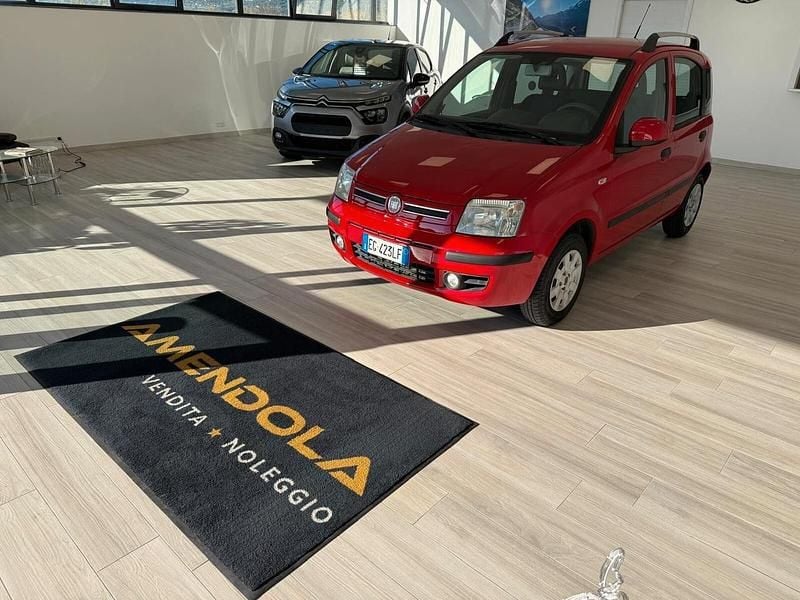 Usata Fiat Panda Emotion 75 CV (55 kW) 2011 Rosso Berlina