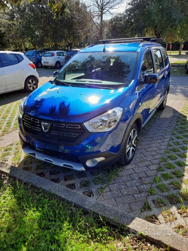 Usata Dacia Lodgy 116 CV (85 kW) 2020 Blu Monovolume