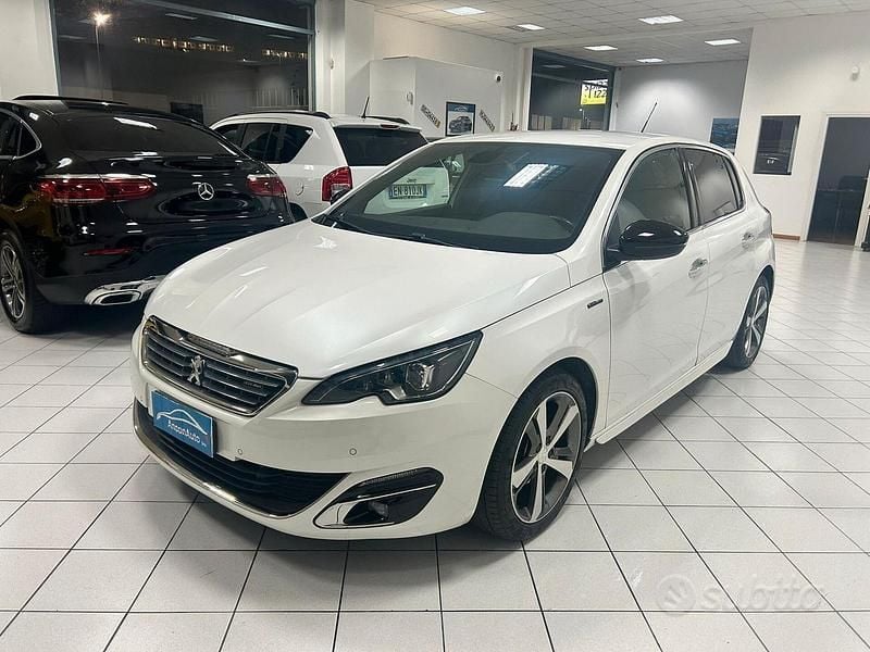 Usata Peugeot 308 GT-line 131 CV (96 kW) 2015 Bianco Berlina