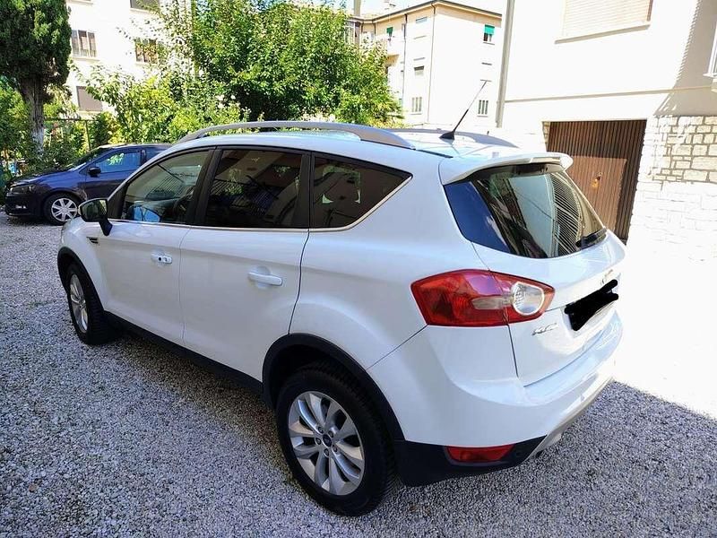 Usata Ford Kuga Individual 163 CV (119 kW) 2012 SUV
