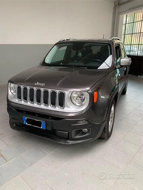 Usata Jeep Renegade 140 CV (102 kW) 2016 Grigio SUV