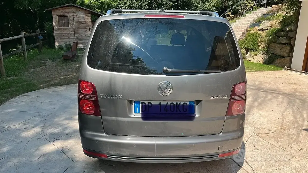Usata VW Touran 170 CV (125 kW) 2008 Grigio Monovolume
