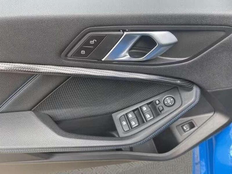 Usata BMW 118 M Sport 136 CV (100 kW) 2024 Blu/azzurro Utilitaria