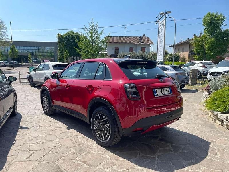 Usata Fiat 600 101 CV (74 kW) 2025 Rosso SUV