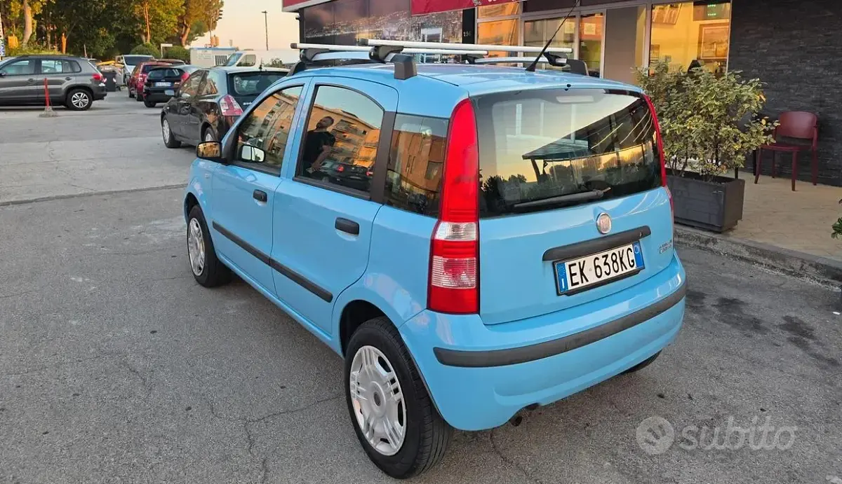 Usata Fiat Panda Classica 69 CV (50 kW) 2012 Blu Utilitaria