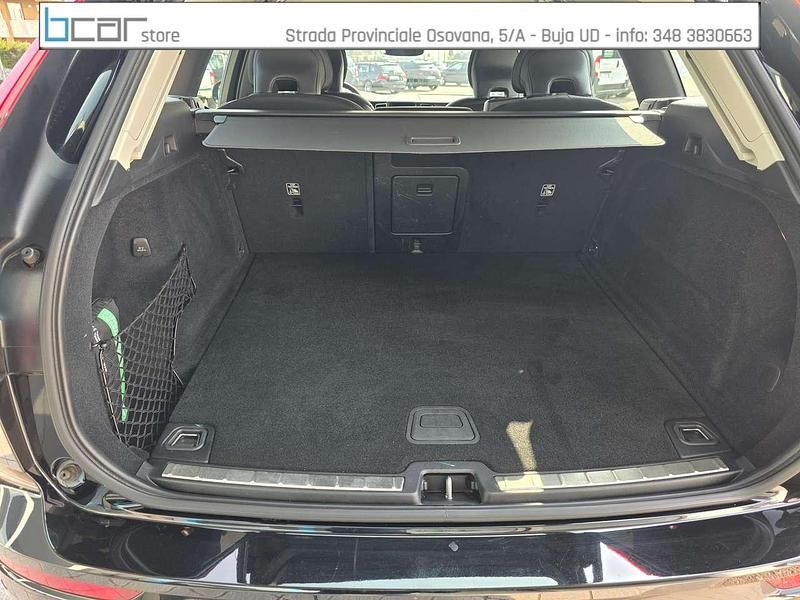 Usata Volvo XC60 Core 197 CV (144 kW) 2022 Nero SUV