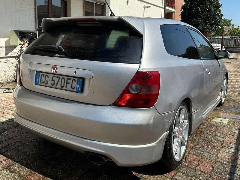 Usata Honda Civic Type R 200 CV (147 kW) 2003 Berlina