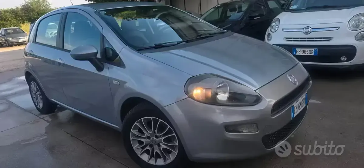 Usata Fiat Grande Punto 95 CV (69 kW) 2012 Utilitaria
