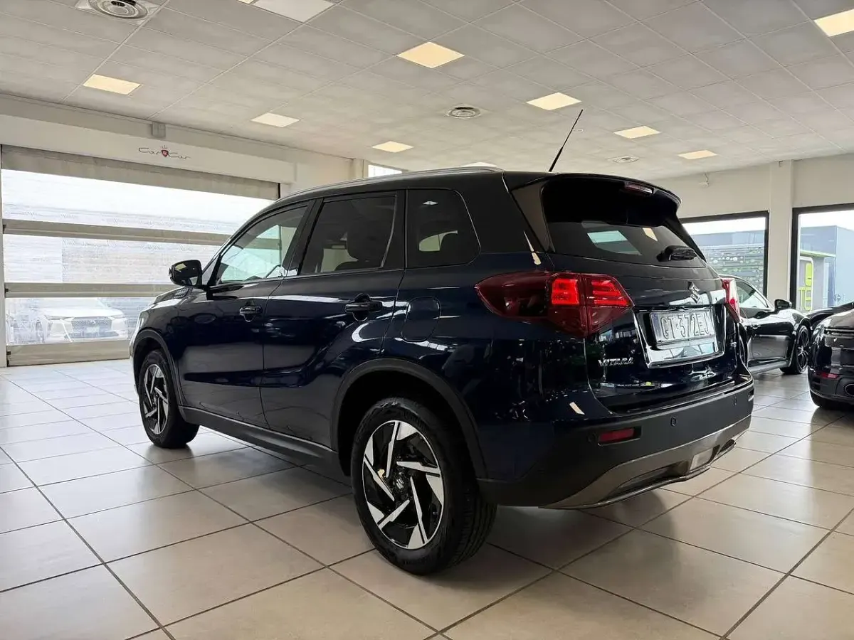Usata Suzuki Vitara 102 CV (75 kW) 2024 Blu/azzurro SUV