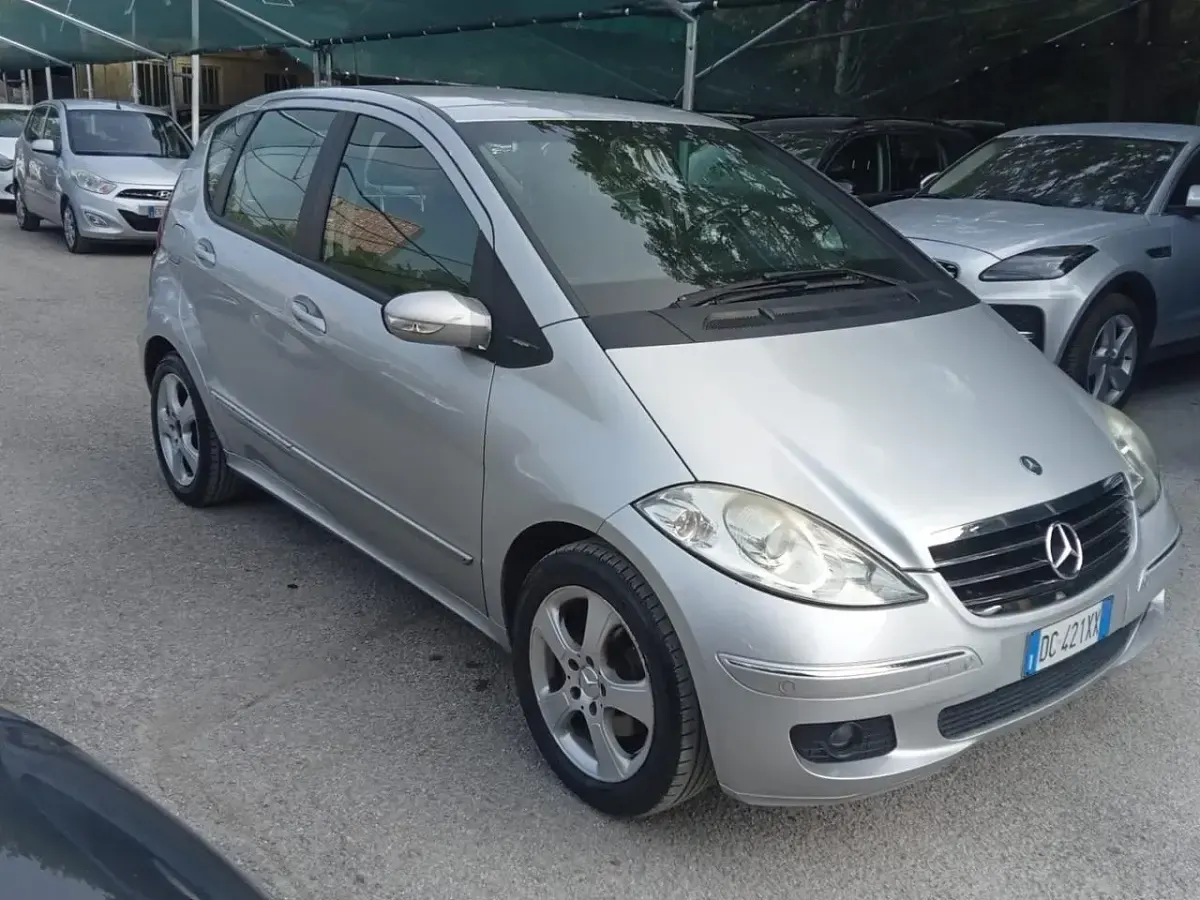 Usata Mercedes A170 Avantgarde 116 CV (85 kW) 2006 Argento Berlina