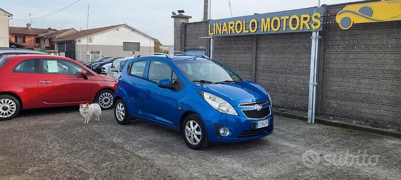 Blu Usata 2010 Chevrolet Spark LT Due volumi | 1999 € (Buon prezzo) - Immagine 1/4