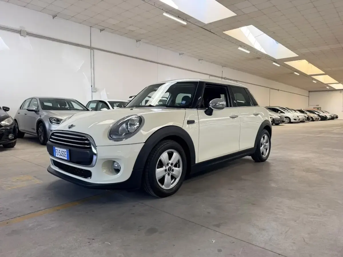 Usata Mini One D 95 CV (69 kW) 2016 Bianco Utilitaria