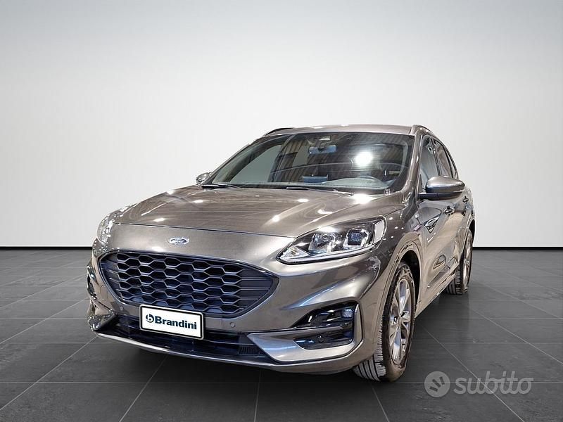 Usata Ford Kuga ST-Line 120 CV (88 kW) 2022 Grigio SUV