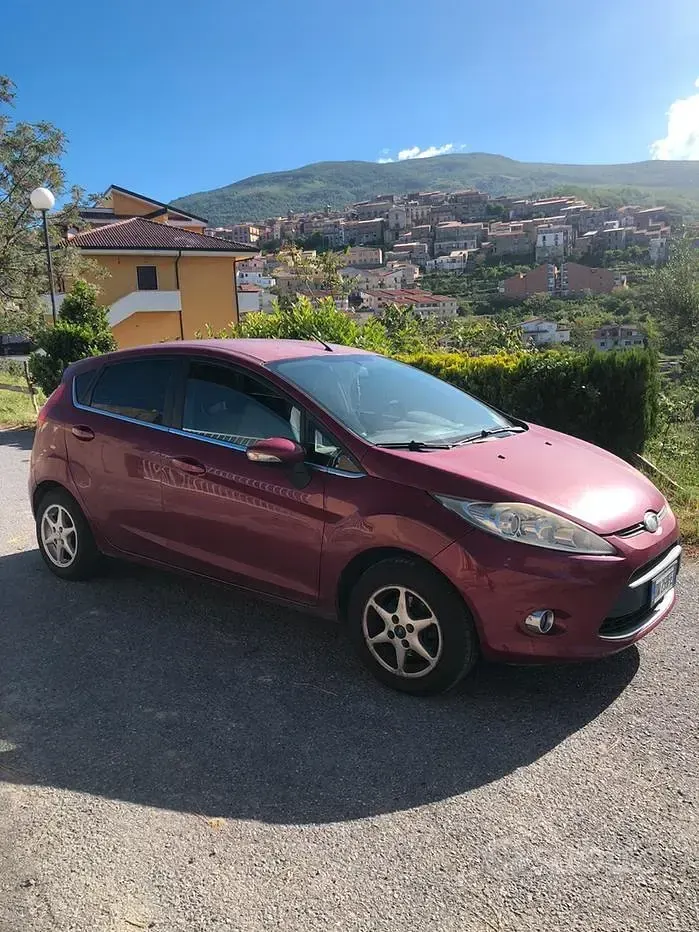 Usata Ford Fiesta 82 CV (60 kW) 2009 Berlina