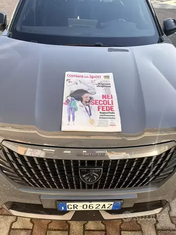 Usata Peugeot 2008 GT 131 CV (96 kW) 2024 Grigio SUV