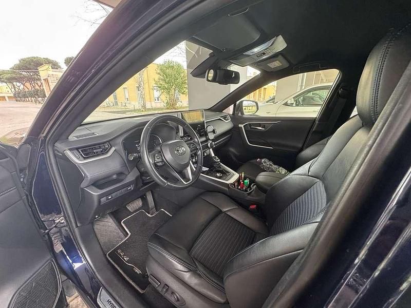Usata Toyota RAV4 Hybrid 178 CV (130 kW) 2019 Lilla SUV