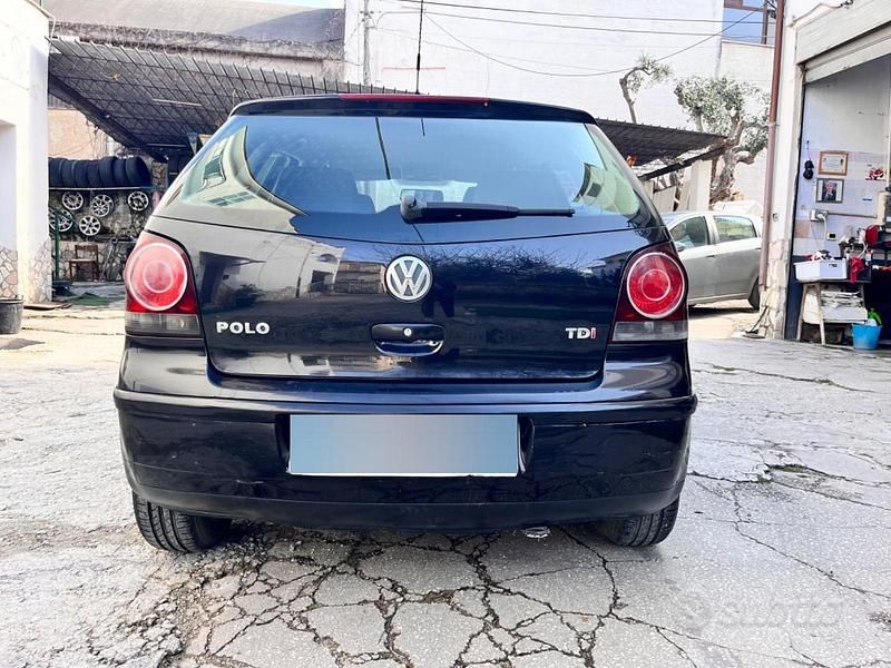 Usata VW Polo 64 CV (47 kW) 2005 Nero Utilitaria
