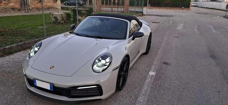 Usata Porsche 911 Carrera S Cabriolet 450 CV (330 kW) 2021 Bianco Cabrio