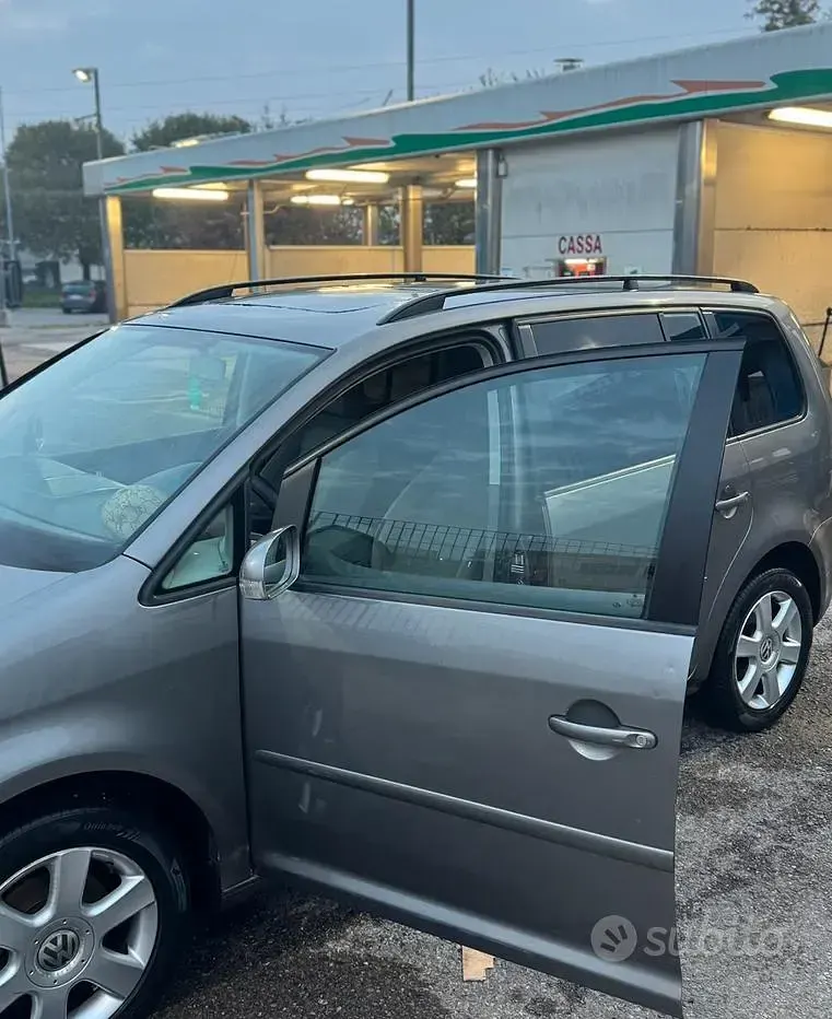 Usata VW Touran 105 CV (77 kW) 2007 Monovolume